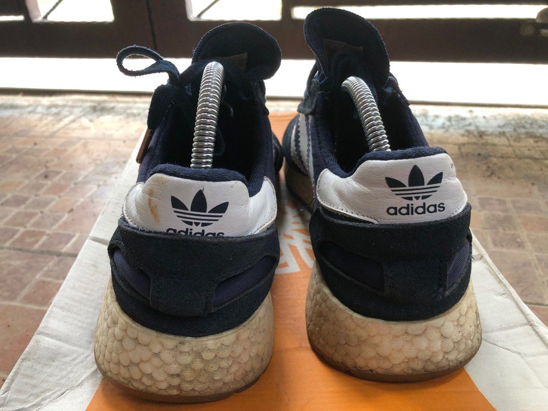 Iniki runner sales collegiate navy