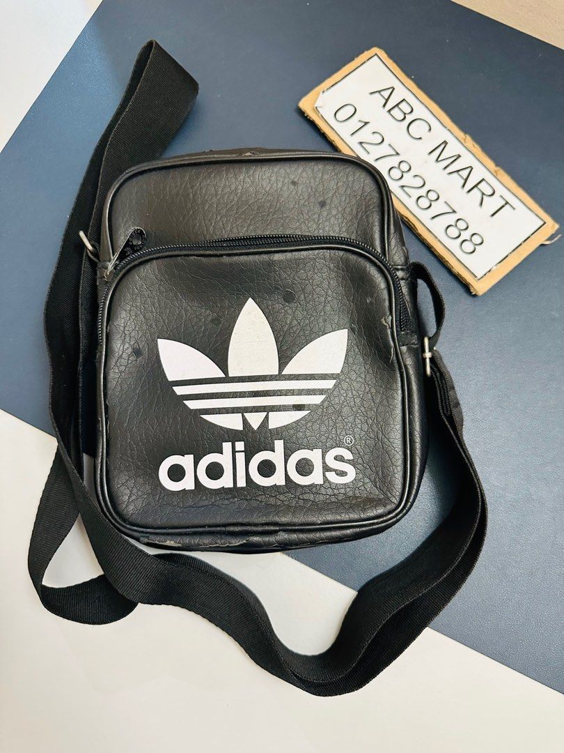 Adidas on sale man pouch