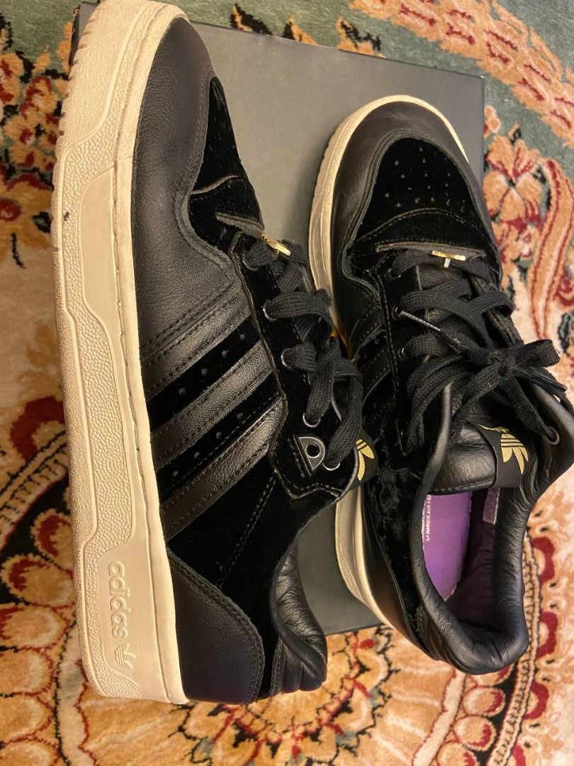 Adidas originals store rivalry low velvet