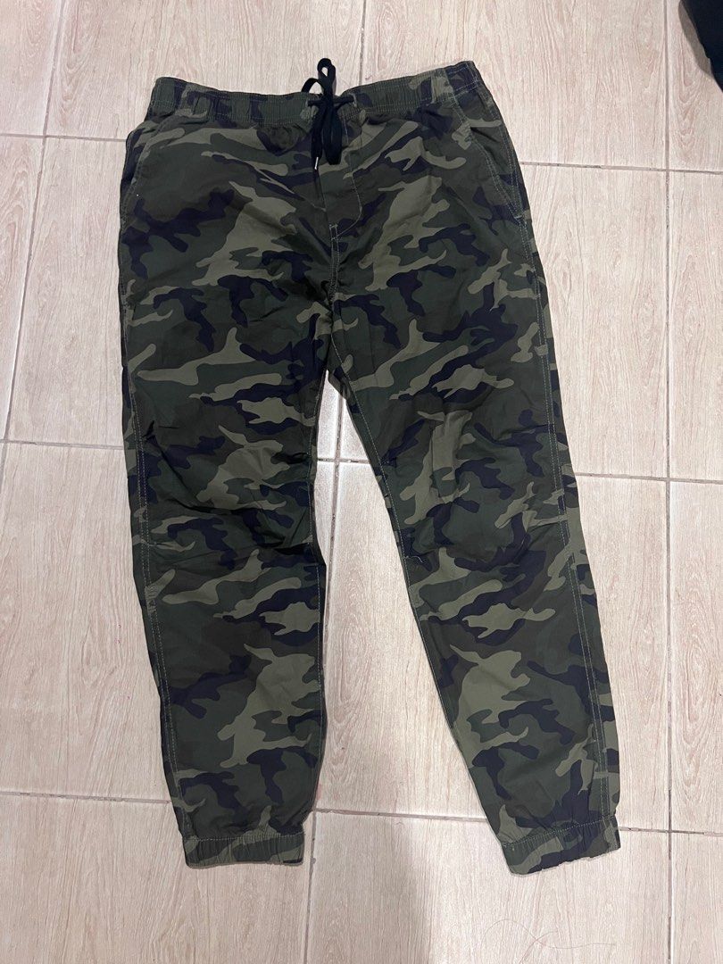 American eagle shop camo joggers