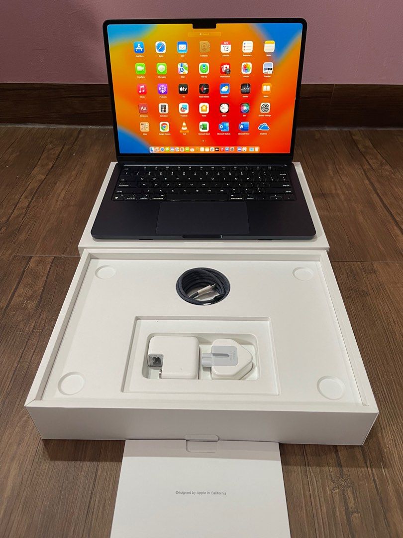 Apple Macbook Air M2 2022 Apple Care Warranty 2026, Computers & Tech