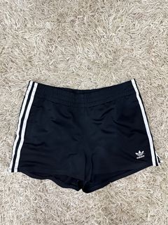 (Category: ) located in . Submitted by koolcloset (Listing ID 1226338527, Image 1). Description: .