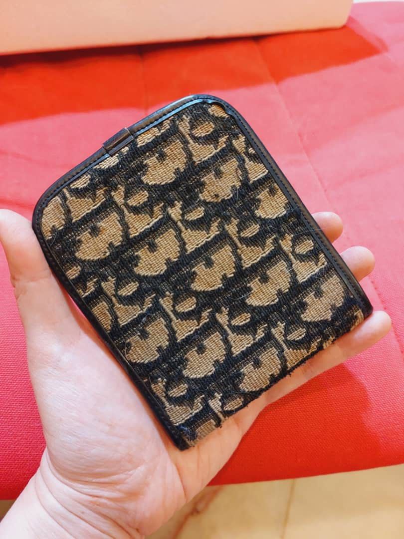Authentic Christian dior wallet SALE