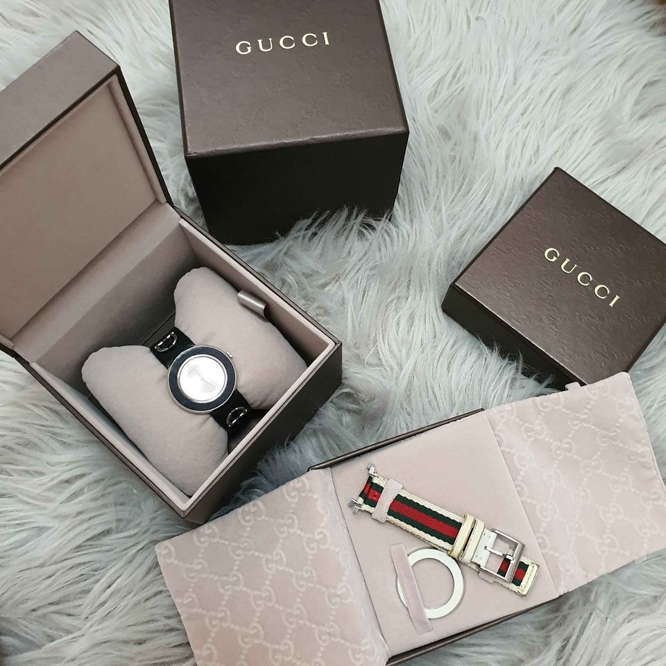 Authentic Gucci U Play YA129411 w FREE additional leather strap