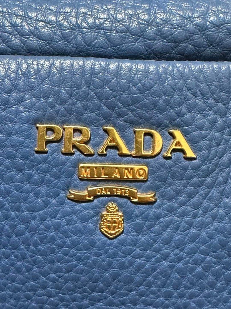 prada certificato di autenticita