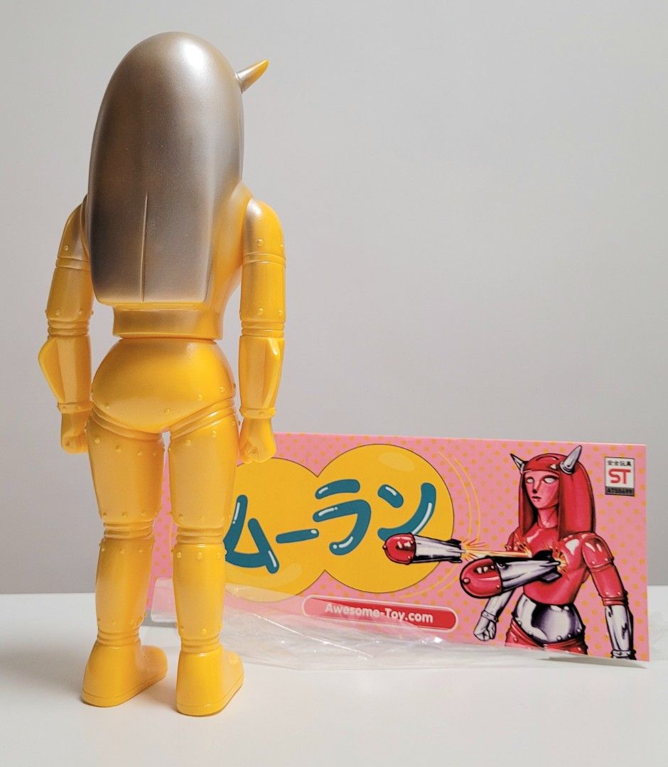 最終価格 AWESOME TOY ムーラン ソフビ ポピーカラー 未開封品 Awesome Toy Mulan 木蘭火箭人金達色,Sofubi 搪膠公仔,約10寸