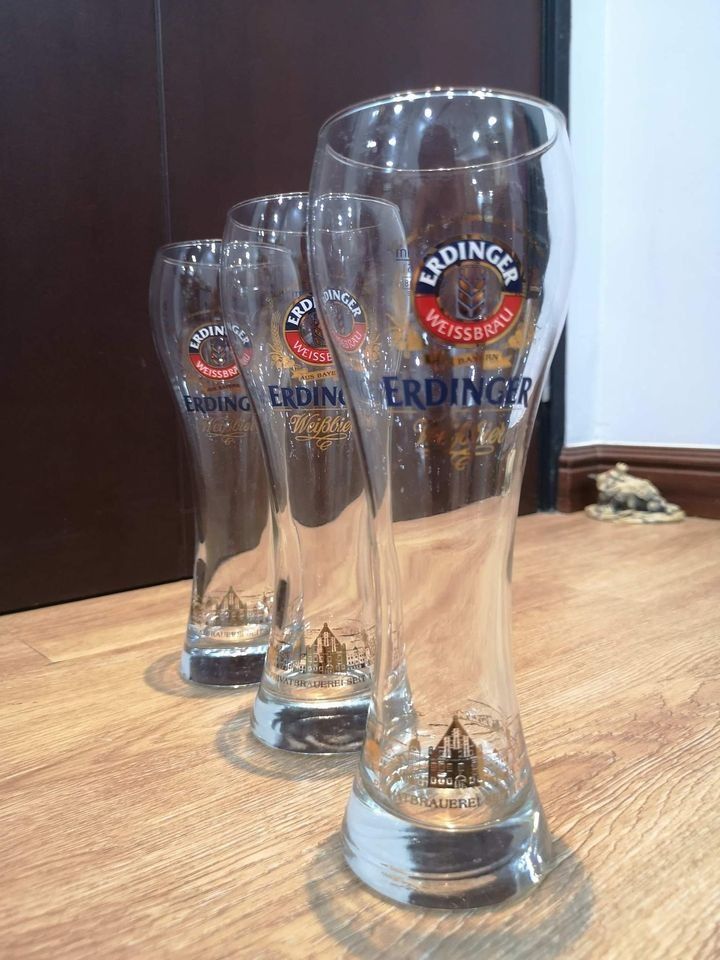 Beer Glasses Erdinger 0.5L, Hobbies & Toys, Collectibles & Memorabilia