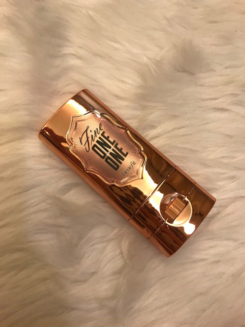 Benefit Fine One One Full Size 8g (Category: Makeup) located in Quezon City. Submitted by currency27 (Listing ID 1226472527, Image 2). Description: Fine-one-one to the rescue! This sheer brightening cheek & lip color gives your look instant LIFT, SHAPE and POP. Glide on the three shades—pink champagne, sheer watermelon and soft coral—for a sheer coral pink flush that builds from soft & natural to bright & cheery. SRP: $30 Authentic Store bought B