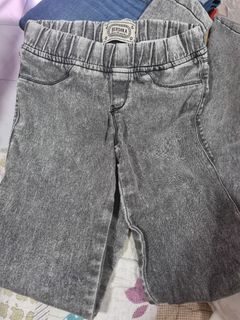 (Category: ) located in . Submitted by closetzz (Listing ID 1226320975, Image 1). Description: .