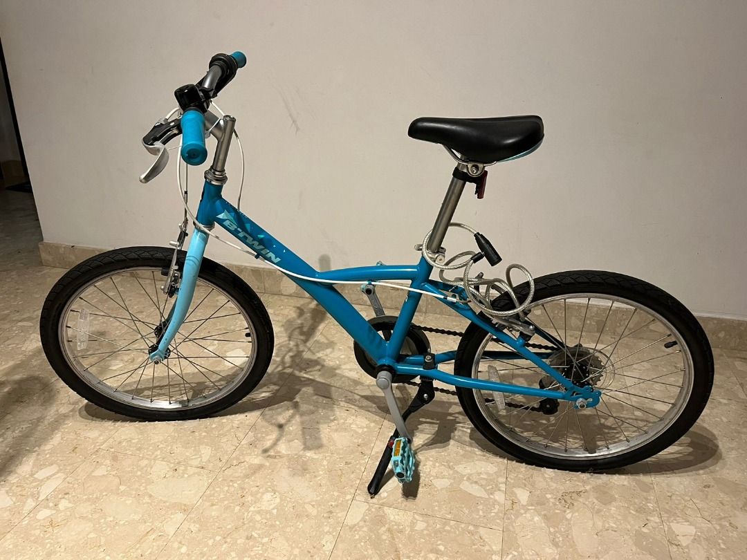 Btwin Cycle for kids in excellent condition lightly used without