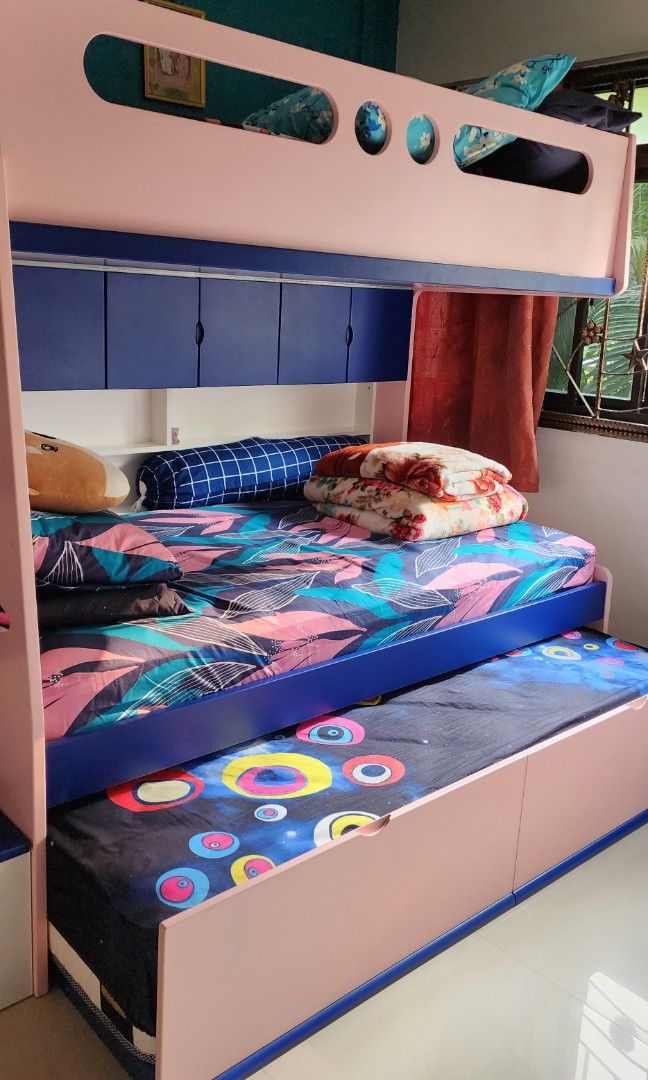 Bunk bed with pull out bed kids, Furniture & Home Living, Furniture