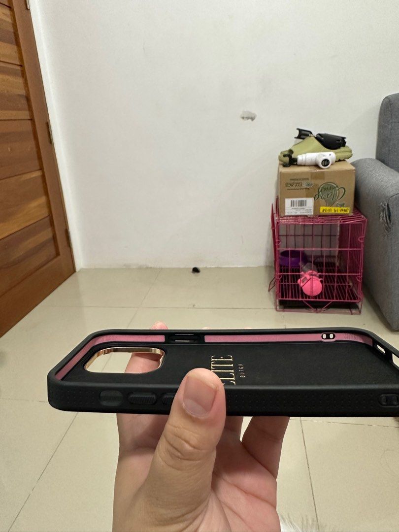 BURGA MAGSAFE 14 PRO MAX, Mobile Phones & Gadgets, Mobile & Gadget