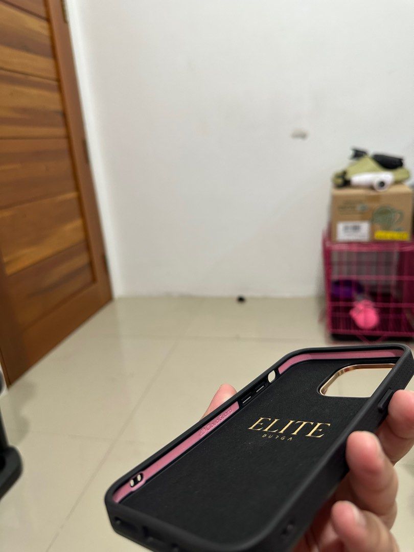 BURGA MAGSAFE 14 PRO MAX, Mobile Phones & Gadgets, Mobile & Gadget