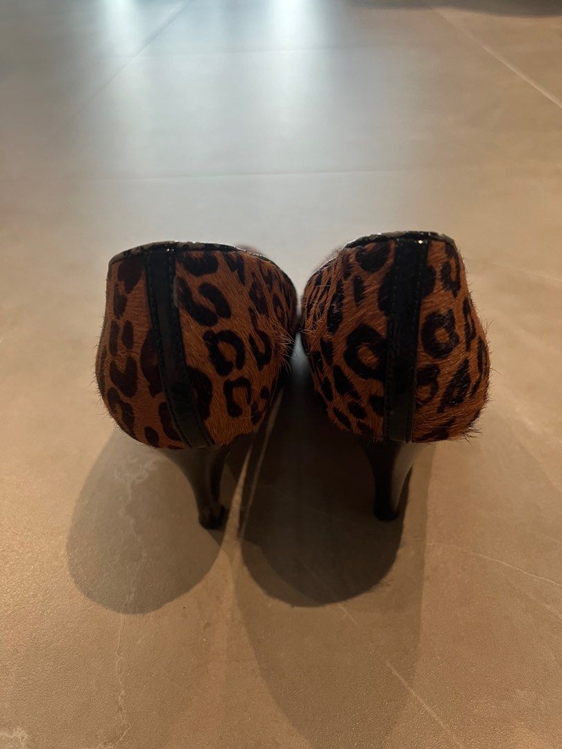 Clarks leopard print shop heels