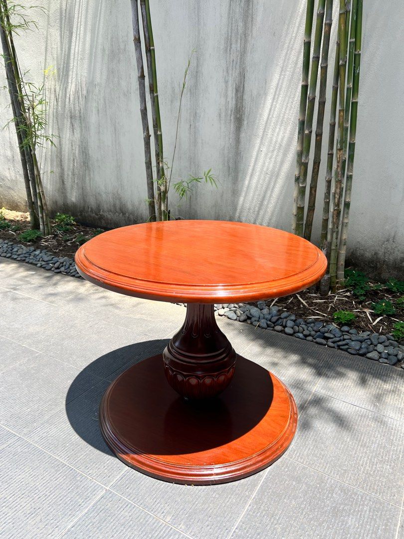 Coffee table (Category: Tables & Sets) located in Quezon City. Submitted by mybee (Listing ID 1226367716, Image 2). Description: Material: Narra ply Diameter: 23.5 inches Height: 18 inches.