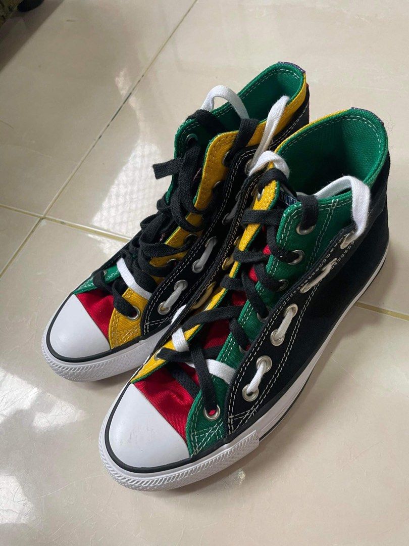 Original Converse hi-cut womens 7.5 (Category: Sneakers) located in Cavite. Submitted by mjvdv (Listing ID 1226333488, Image 2). Description: Original Converse Brand new wala lang po box. See last photo for the size. .