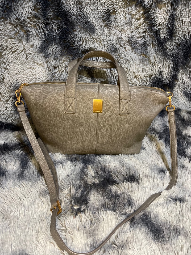 Couronne Bag, Women's Fashion, Bags & Wallets, Cross-body Bags on Carousell