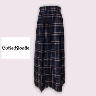 Cutie Blonde Tartan Skirt