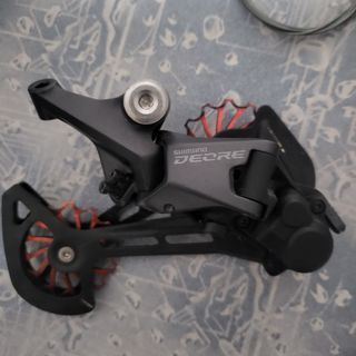 Deore 11 speed shifter and derailleur