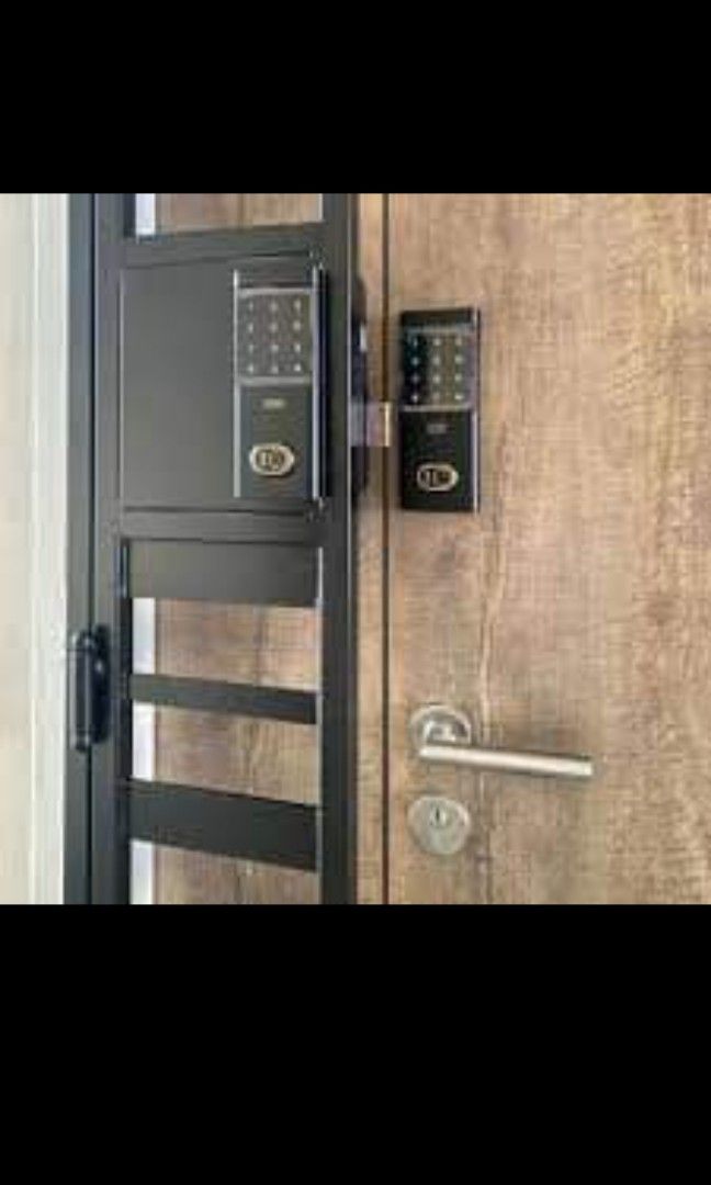 Digital lock Epic 7g best lock for hdb gate doors, Furniture & Home