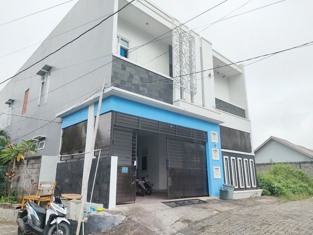 dijual_rumah_kost_putri_22_kam_1681369392_4818915a_progressive