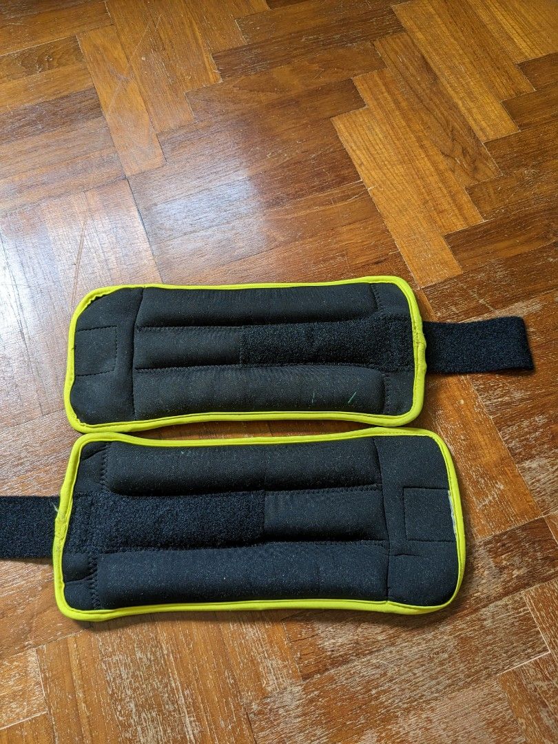 Domyos Ankle Wrist weights 1kg, Sports Equipment, Exercise & Fitness