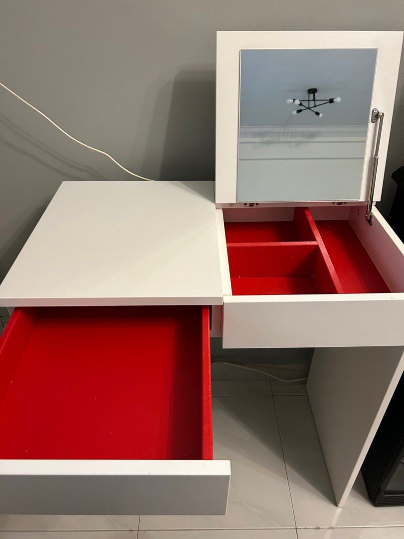 Dressing Table, Furniture & Home Living, Furniture, Other Home