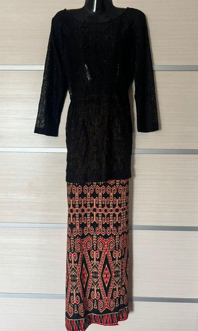 EMBUN MALAYSIA Sarawak Design Baju Kurung Modern, Women's Fashion ...
