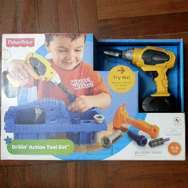 Fisher Price Drillin' Action Tool Set 💥玩具工具, 興趣及遊戲, 玩具