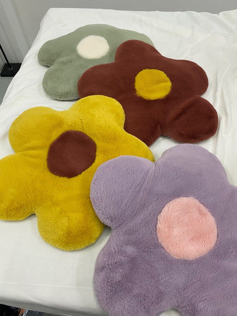 Flower seat cushion set, Furniture & Home Living, Home Decor, Cushions