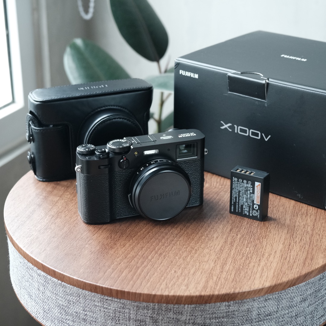 Fujifilm X100V, Photography, Cameras on Carousell