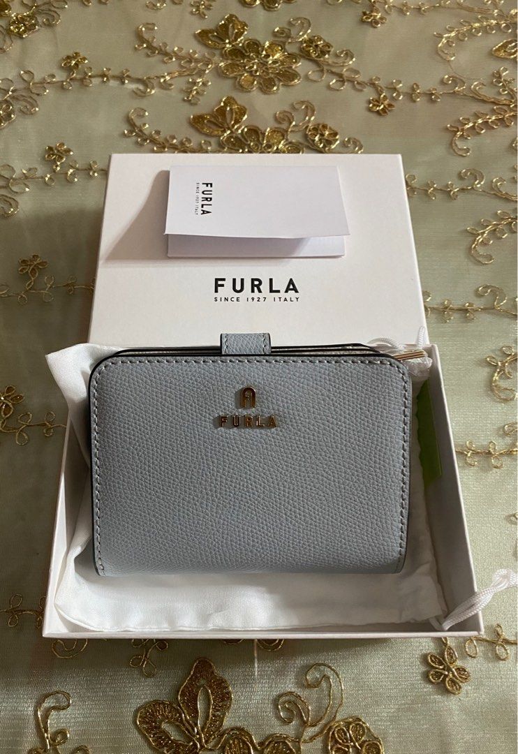 Furla top wallet price