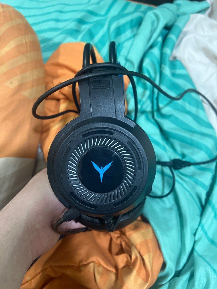 Gaming headphone, Audio, Headphones & Headsets on Carousell