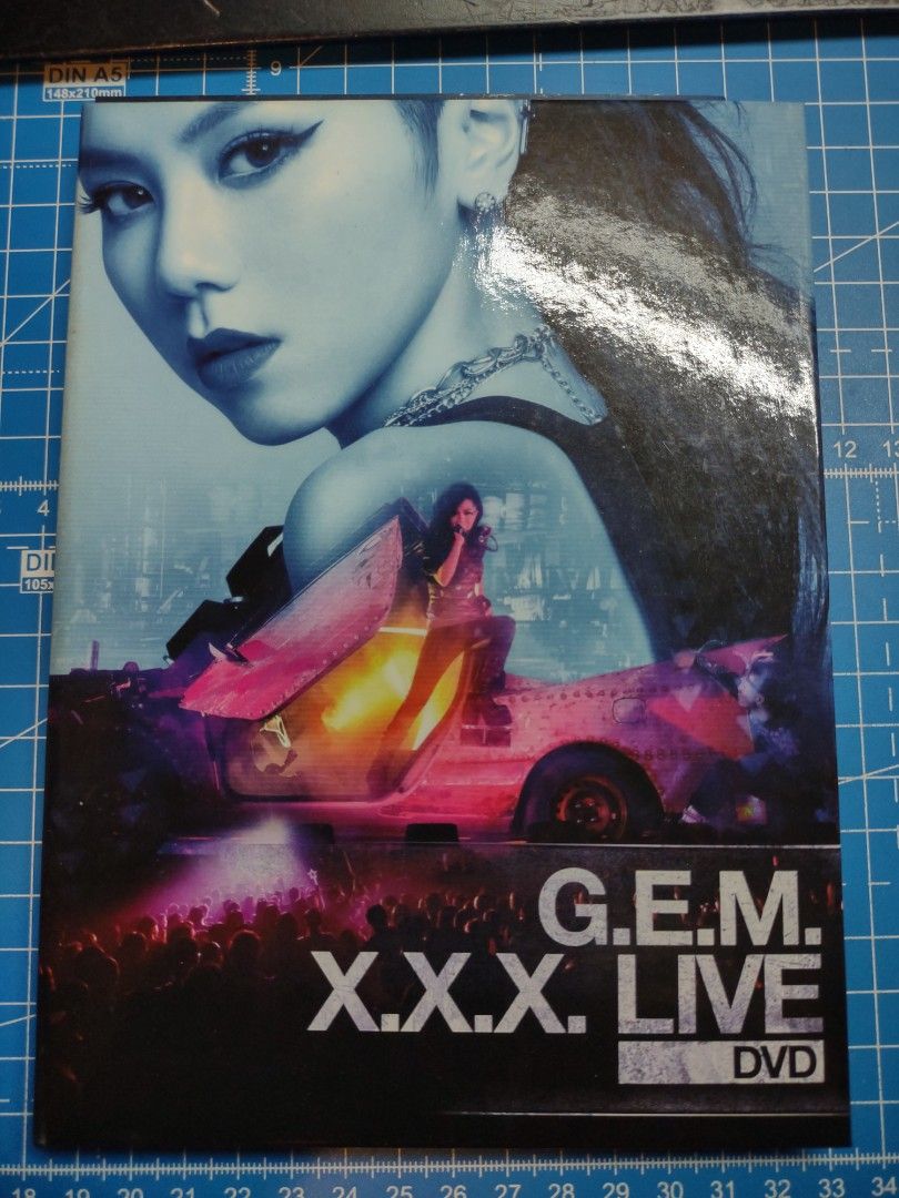 G.E.M. XXX Live DVD, 興趣及遊戲, 音樂、樂器& 配件, 音樂與媒體- CD