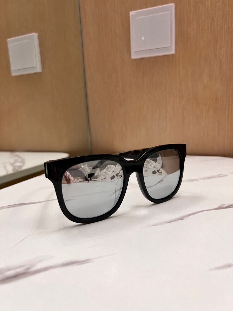 Gentle Monster didi.d, Women's Fashion, Watches & Accessories, Sunglasses & Eyewear on Carousell