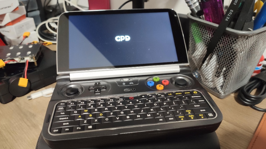 GPD Win 2 8GB 256GB Intel m3-8100y