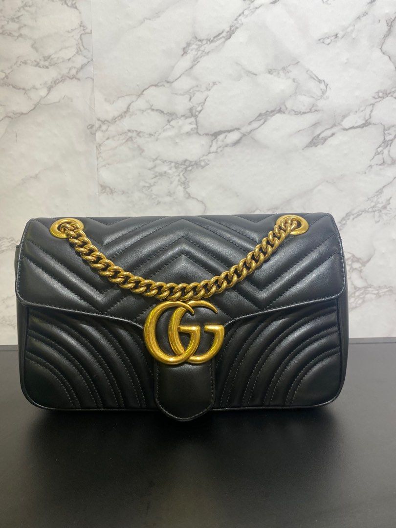 Gg marmont medium matelassé top shoulder bag