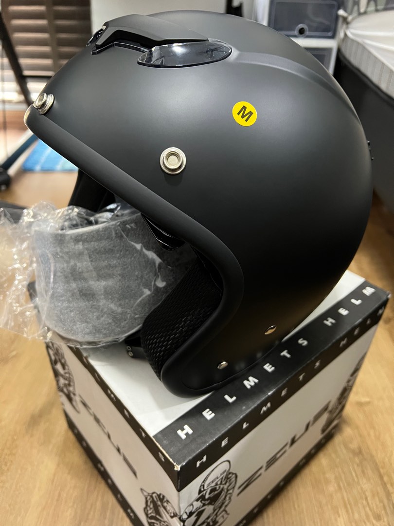 Helmet Zeus Black Size M Auto Accessories on Carousell