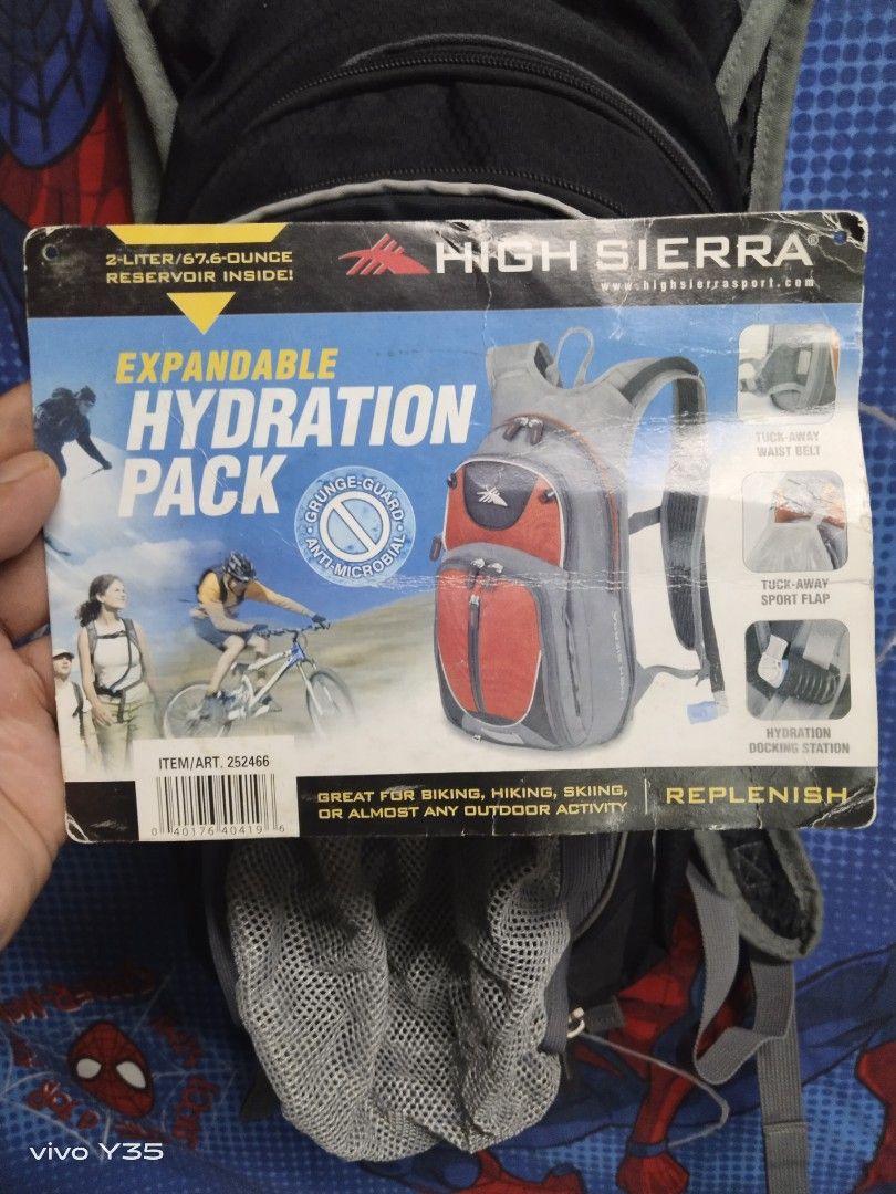 High sierra hydration pack, Men's Fashion, Bags, Backpacks on Carousell