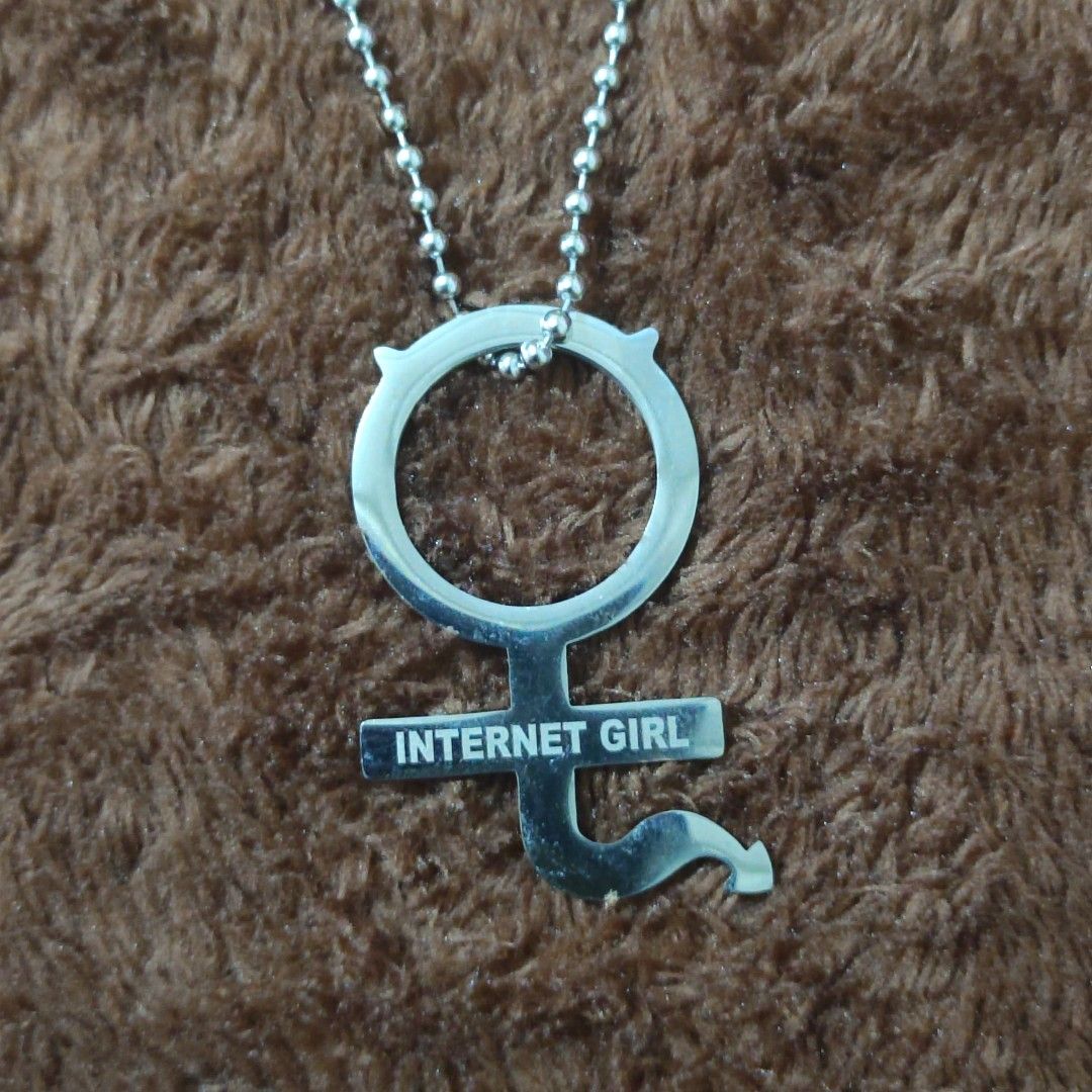 IGIRL SHE DEVIL INSP BALL CHAIN NECKLACE y2k accessory