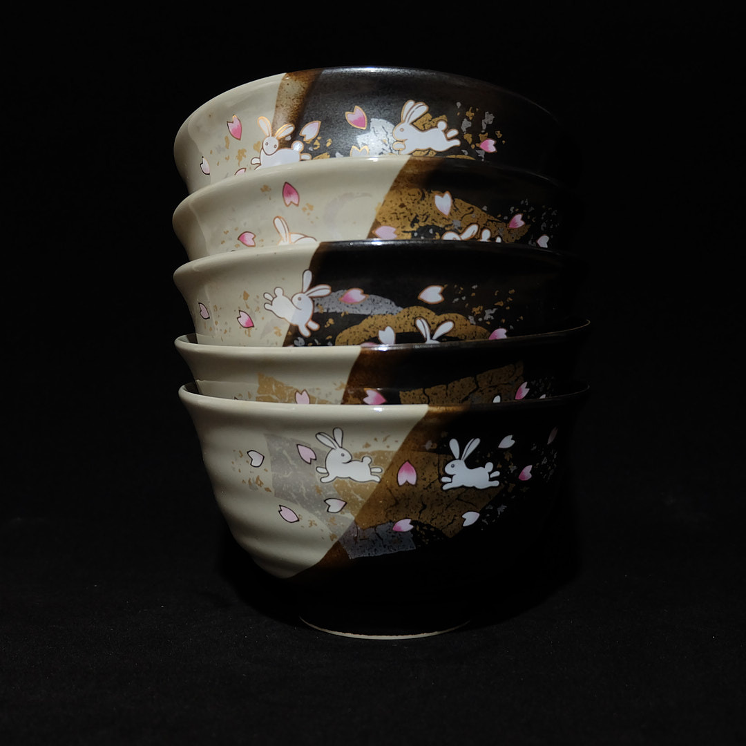 Japanese Bowls with Gold Leaf and Rabbit design on Carousell