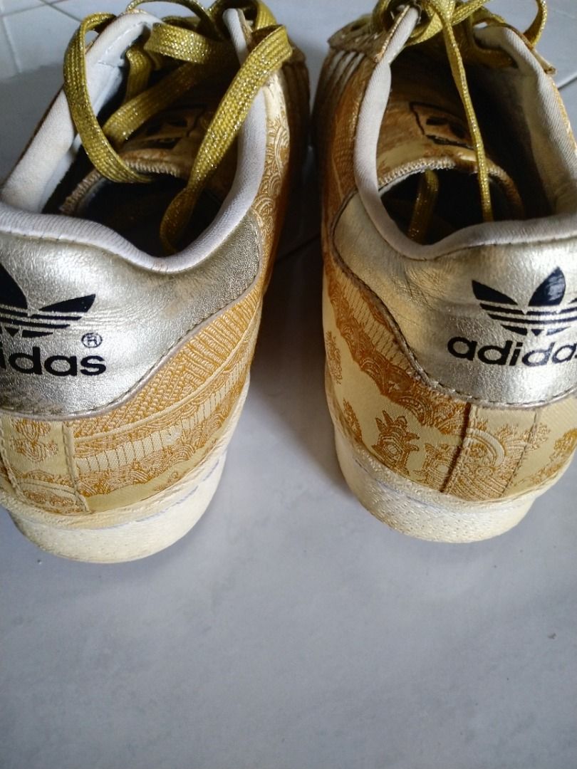 Kasut adidas limited edition best sale
