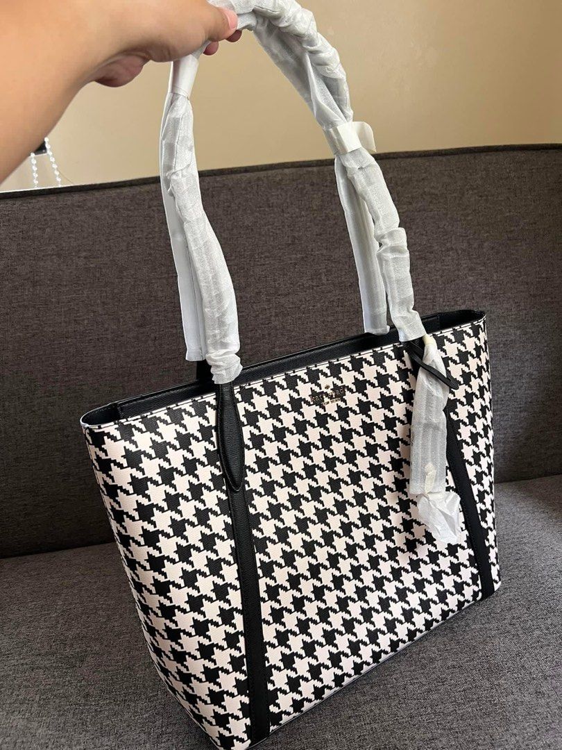 Kate Spade Cara Tote Houndstooth, Luxury, Bags & Wallets on Carousell