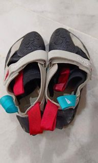 (Category: ) located in . Submitted by joann.id (Listing ID 1226337787, Image 1). Description: .