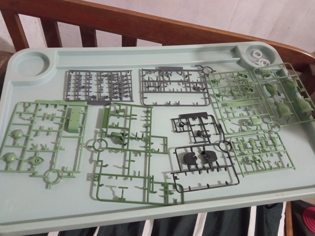 Leftover parts from PBandai HG Doan Zaku (Gunpla/Gundam), Hobbies