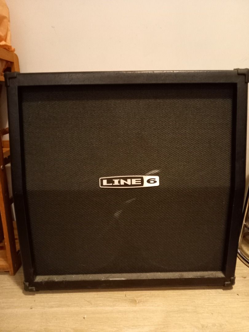 Line 6 clearance 4x10 guitar cabinet