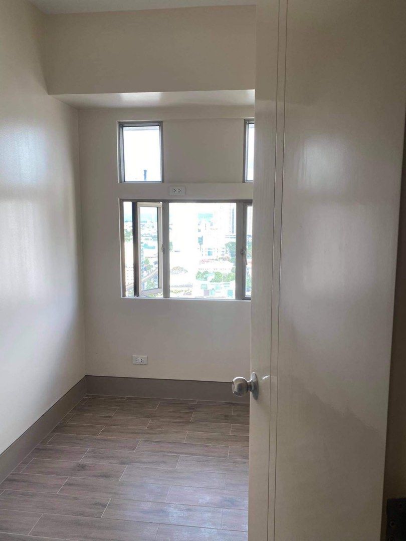 LIPAT AGAD 18k mo 2BR SAN JUAN CONDO RENT TO OWN MANILA ORTIGAS BGC