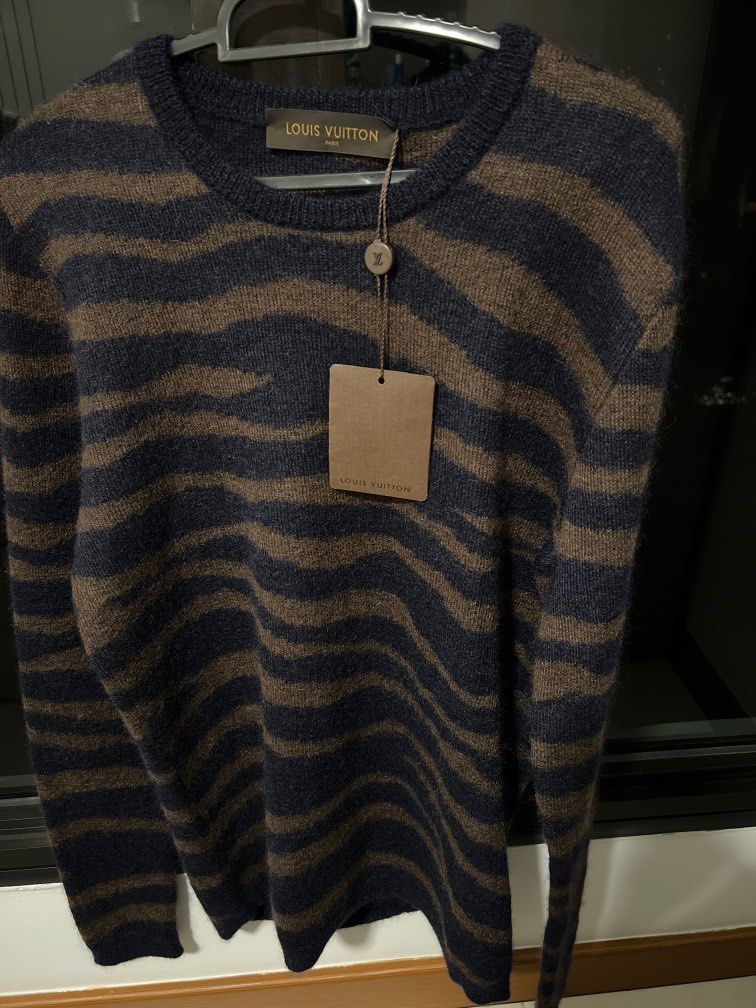 BNWT LV LOUIS VUITTON MOHAIR SWEATER Luxury Apparel on Carousell