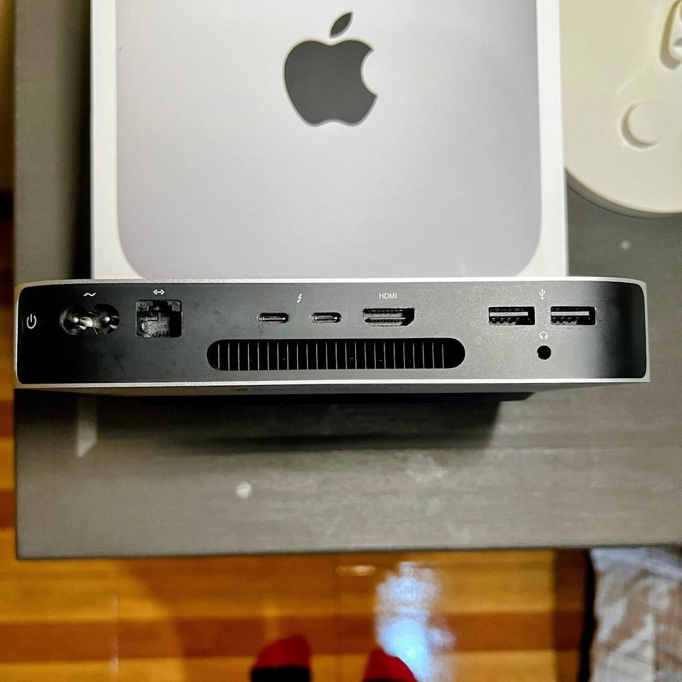 Mac Mini M1 8GB RAM 256GB Storage, Computers & Tech, Desktops on Carousell