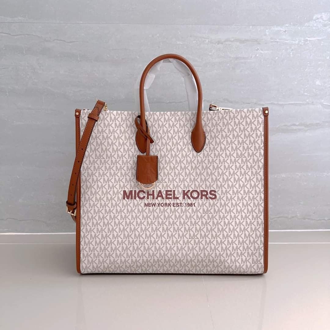 Michael Kors Red Tote bag, Luxury, Bags & Wallets on Carousell
